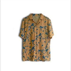 Men’s size, large peach and blue colored short set